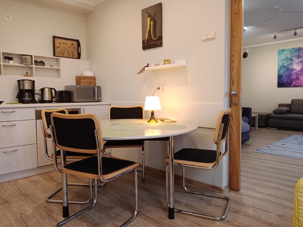 Family Or Group Apartment In Green Center Рига Екстериор снимка
