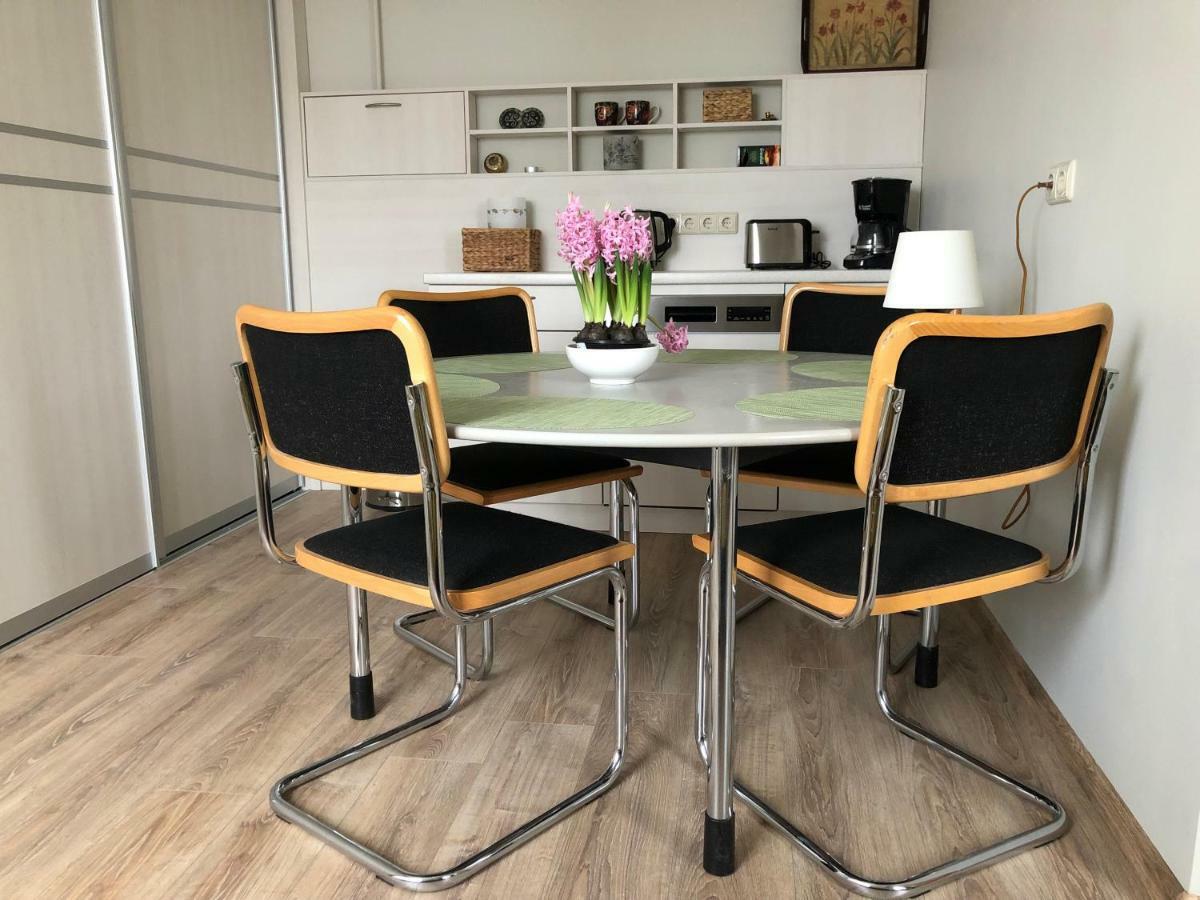 Family Or Group Apartment In Green Center Рига Екстериор снимка