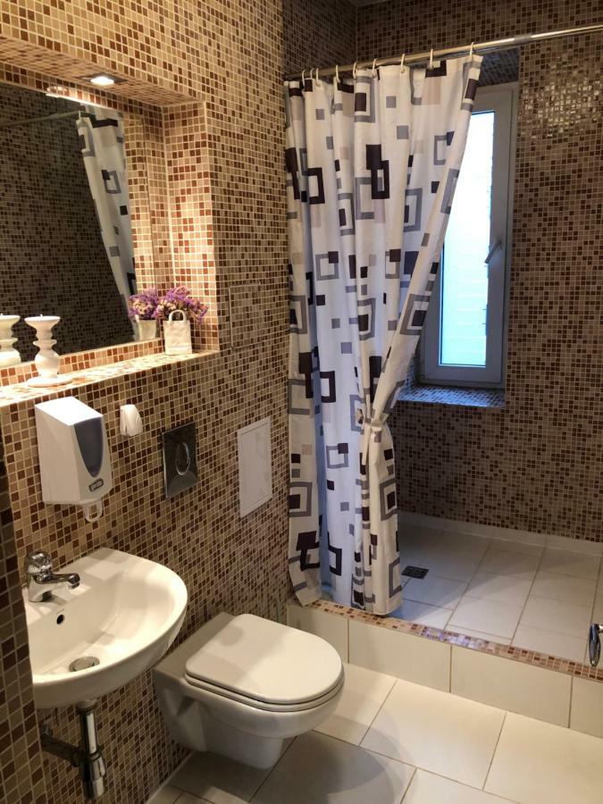 Family Or Group Apartment In Green Center Рига Екстериор снимка